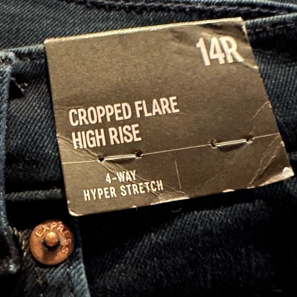 Express High Waisted Cropped Flare Jeans - Picture 5 of 6